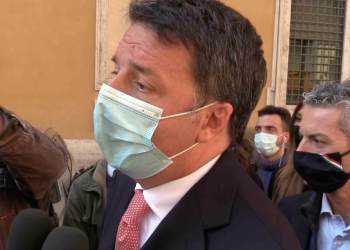 Sputnik, Renzi: “Una volta autorizzato perché no. Mi fido meno del vaccino italiano”