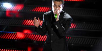L'esibizione di Fedez a Sanremo 2025