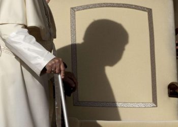 Papa Francesco e la sua ombra