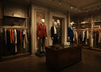 Prada acquista Versace: un passo verso il lusso condiviso