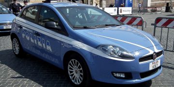 Nuoro, tragedia al Carnevale: 22enne accoltellato a morte durante una festa in Sardegna