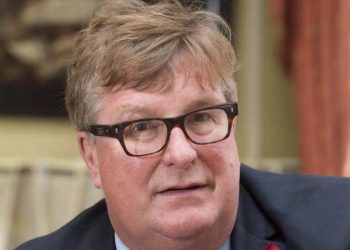 Crispin Odey multato e bandito dai mercati britannici
