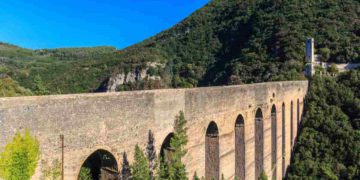 Donna uccisa dal marito a Spoleto