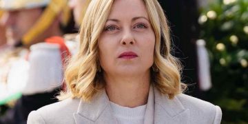 Il piano del governo per riconvertire gli hub in Albania