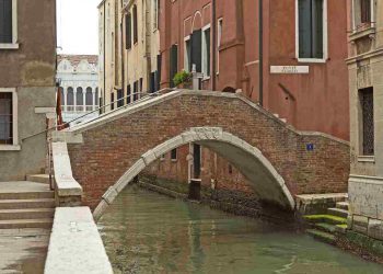 Il ponte Storto a Venezia