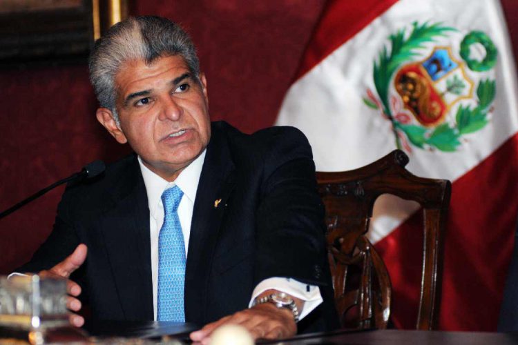 Il presidente di Panama José Raúl Mulino