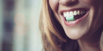 Le gomme da masticare contengono microplastiche