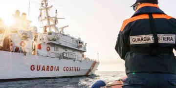 Tragedia in mare ad Ancona, imprenditore muore dopo essere colpito dall’elica