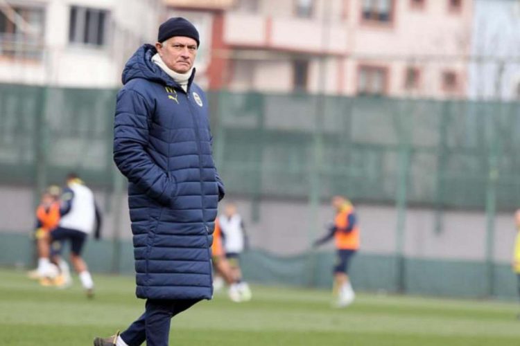 Mourinho contro gli arbitri in Europa League