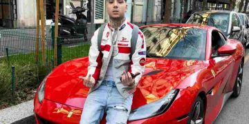 Obbligo di firma per Shiva