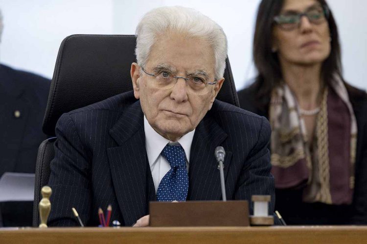 Russia contro Mattarella per la convocazione dell'ambasciatore russo. Nella foto, il presidente della Repubblica Sergio Mattarella