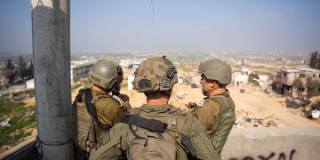 Hamas pronto a rilasciare ostaggi vivi in cambio di una tregua di due mesi