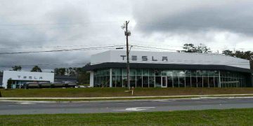 Un rivenditore di Tesla