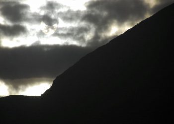 Un'eclissi parziale di sole