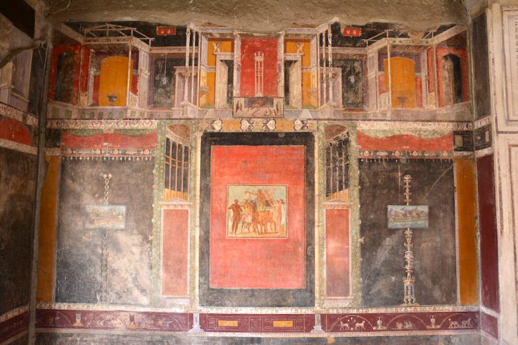 Pompei e Ostia Antica, investiti oltre 230 milioni in 10 anni: il ministro Giuli annuncia nuovi fondi per i siti archeologici