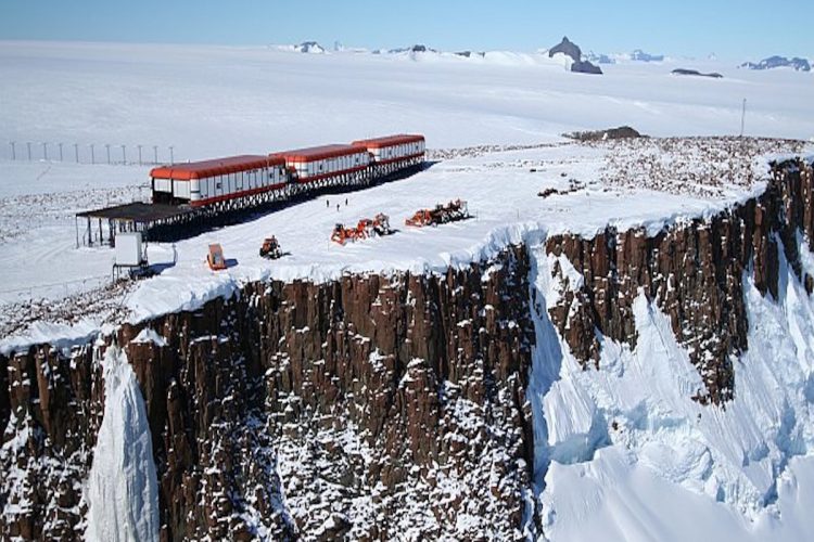Aggressione in una base in Antartide: tensione nella stazione sudafricana SANAE IV