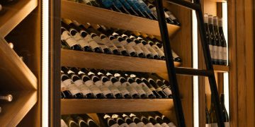 Furto al ristorante stellato Caino: rubati 80mila euro di vino pregiato