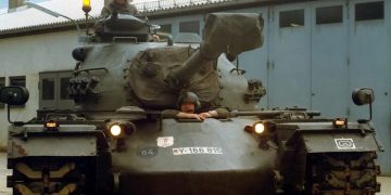 Germania e leva obbligatoria: il ritorno è sul tavolo, ma le difficoltà sono molteplici