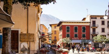 In Italia chiuse 118mila attività: il rischio desertificazione commerciale nei centri storici