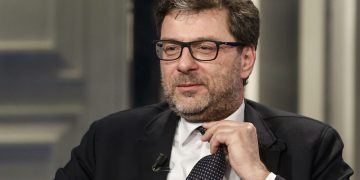 La proposta italiana per integrare il piano di riarmo europeo sfida l'approccio tradizionale della destra