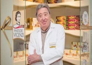 Addio a Giuseppe Vicenzi, il Re dei Grisbì: l'imprenditore dei biscotti si spegne a 92 anni