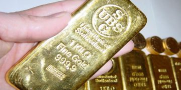 Effetto Trump sull'oro: quotazioni record oltre 3 mila dollari l'oncia