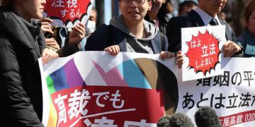 Corte Suprema di Osaka: vietare le nozze gay è incostituzionale, ma il governo resta fermo