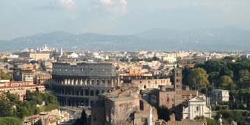 Polemiche sulla manifestazione pro UE: bufera sui 270mila euro stanziati da Roma Capitale