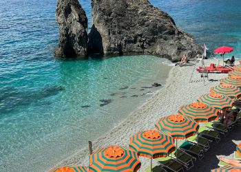 Roma, Consiglio di Stato accoglie il ricorso del Comune: il bando balneari resta valido