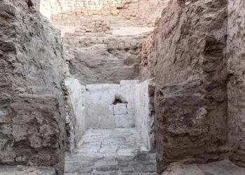 Egitto, scoperta una tomba reale ad Abydos: il nome del faraone è ancora un mistero
