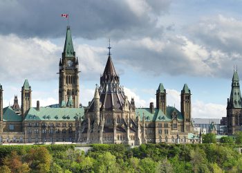 Arrestato a Ottawa l’uomo barricato in Parlamento
