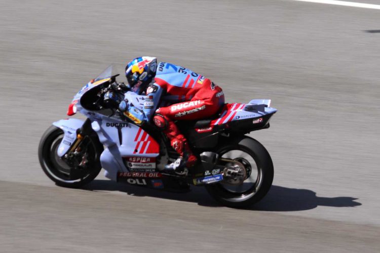 Álex Márquez durante una gara di MotoGp