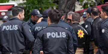 Arrestati due giornalisti in Turchia