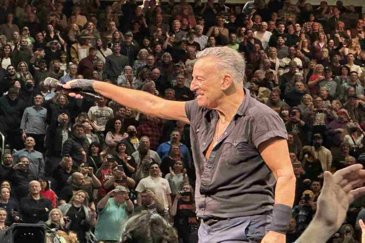 Bruce Springsteen durante un concerto