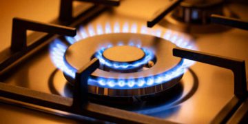 Diminuiscono le bollette di gas e luce