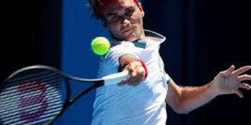 Roger Federer torna a giocare