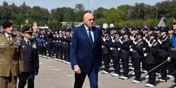 Il ministro della Difesa, Guido Crosetto