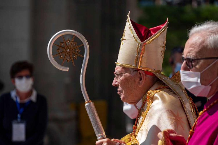 Il cardinale Giovanni Battista Re