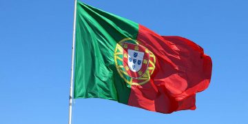 La bandiera del Portogallo