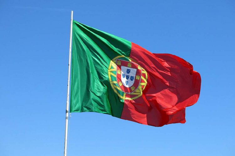 La bandiera del Portogallo