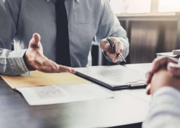 Lavoro in Italia: aumentano gli occupati ma diminuiscono le ore di lavoro per dipendente