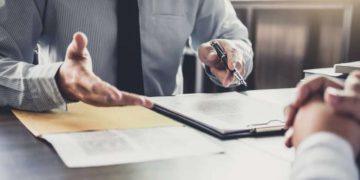 Lavoro in Italia: aumentano gli occupati ma diminuiscono le ore di lavoro per dipendente