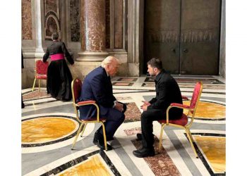 L'incontro tra Donald Trump e Volodymyr Zelensky in Vaticano