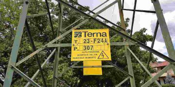 Linea Terna T 23-F24A (Massa-Cascina) pilone n° 307