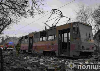 Macerie a Zaporizhzhia dopo un raid russo