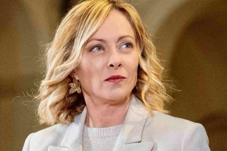 Meloni annulla i suoi impegni per rispondere a dazi USA