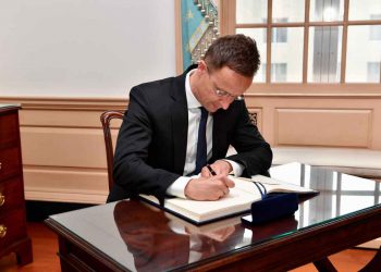 Il ministro degli Esteri dell'Ungheria Peter Szijjarto