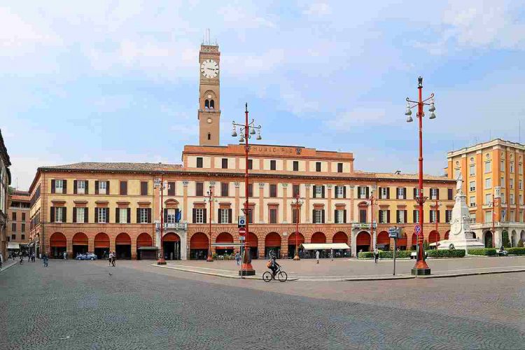 Piazza Aurelio Saffi a Forlì
