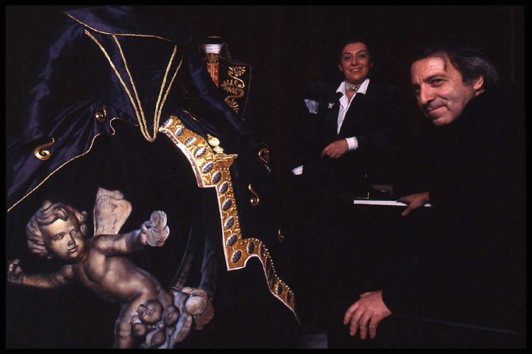 Roberto De Simone assieme a Odette Nicoletti