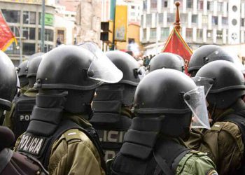 Scontri in Bolivia tra polizia e insegnanti